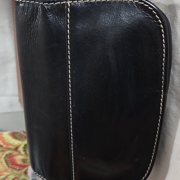 Dooney and Bourke Vintage Plumes Black Leather Wristlet BUNDLE - Picture 3 of 9